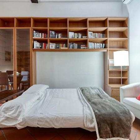 Fine Arts Apartment - Tv 40' Hd Netflix Prime Dazn โบโลญญา ภายนอก รูปภาพ