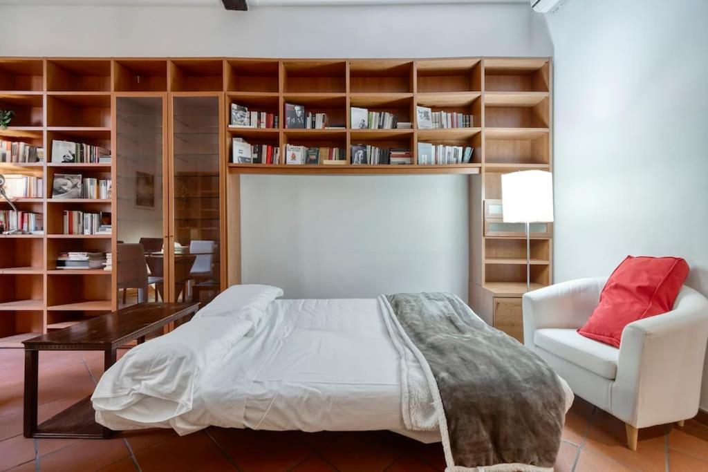 Fine Arts Apartment - Tv 40' Hd Netflix Prime Dazn โบโลญญา ภายนอก รูปภาพ